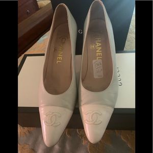 Chanel Two-Toned Pump